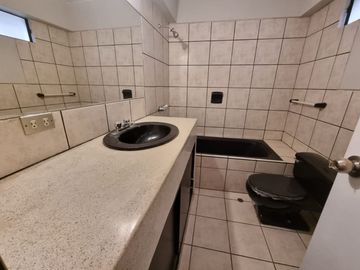 Lindo Dpto Impecable en Condominio en Av Buena Vista Chacarilla - San Borja