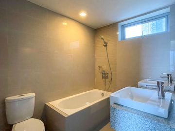 Uptown Parksuites 3 Bedroom Unit For Sale