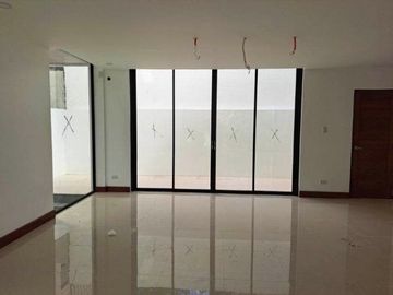 KYU - FOR SALE: 3 Bedroom House in Alta Vista Subdivision, Antipolo