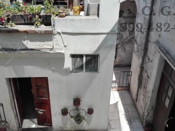 VENTA DE CASA EN PUENTE GRAU CDRA 1.. AREQUIPA.
