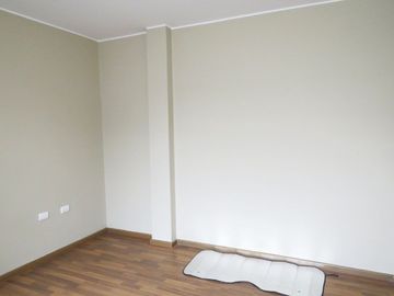 DEPARTAMENTO 1ER PISO DUPLEX EN VENTA 122 M2 URB REMANSO DE STA CLARA - ATE