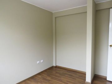 DEPARTAMENTO 1ER PISO DUPLEX EN VENTA 122 M2 URB REMANSO DE STA CLARA - ATE