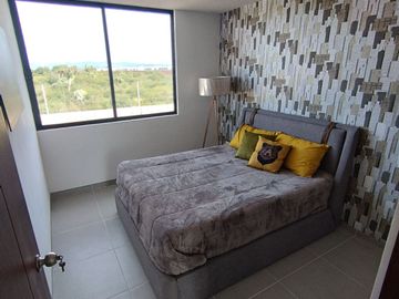 Casa en Privada en Villa de Pozos con amenidades, cerca de CARR 57