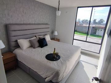 Casa en Privada en Villa de Pozos con amenidades, cerca de CARR 57