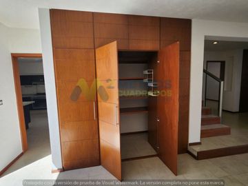 CASA en VENTA en TRES MARIAS en FRACC. PRIVADO JACARANDAS