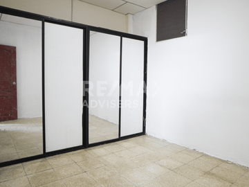 VENTA DE CASA RENTERA DE 7 DEPARTAMENTOS SUR GQUIL