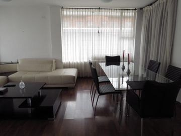 VENDO DEPARTAMENTO URB. EL CONDADO DOS HABITACIONES