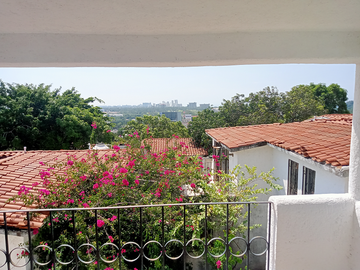 Villa de dos niveles y tres recamaras en Acapulco