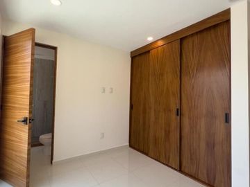 Casa de lujo de 3 recamaras 141 m2 de construcción, alberca, en el  centro de Jiutepec, Mor.