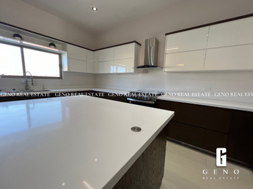 CASA EN VENTA EN VALLE ESCONDIDO CON ESPACIOS AMPLIOS