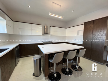 CASA EN VENTA EN VALLE ESCONDIDO CON ESPACIOS AMPLIOS