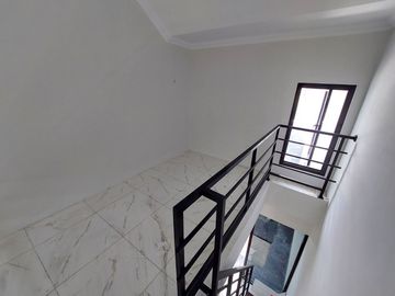 Rumah dengan desain modern hanya 3 kilometer ke kampus UMY