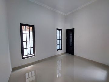 Rumah dengan desain modern hanya 3 kilometer ke kampus UMY