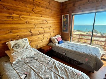 Venta de Casa con Vista al Mar en Sector Buena Vista, Pelluhue