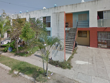 CASA DUPLEX EN CALLE DE LAS ROSAS, FRACC. JARDINES DEL SOL, BAHIA DE BANDERAS, ¡NO CRÉDITOS!