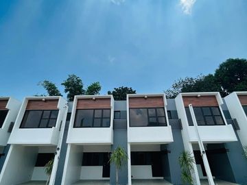 House & Lot for Sale in Antipolo City Maguey Townhomes