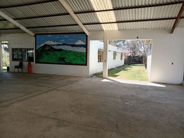 Casa con Gran Terreno en VENTA en Tenango del Aire, Estado de México, México