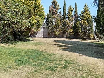 Casa con Gran Terreno en VENTA en Tenango del Aire, Estado de México, México
