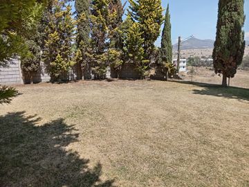 Casa con Gran Terreno en VENTA en Tenango del Aire, Estado de México, México