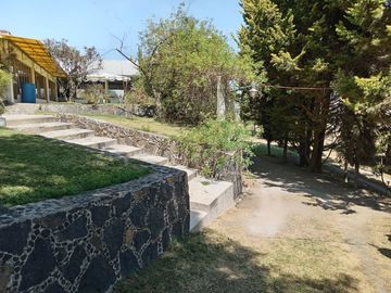 Casa con Gran Terreno en VENTA en Tenango del Aire, Estado de México, México