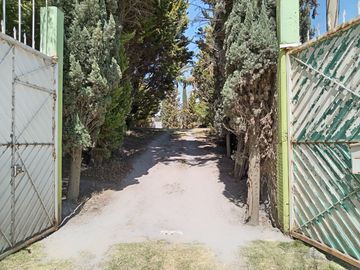 Casa con Gran Terreno en VENTA en Tenango del Aire, Estado de México, México