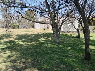 Casa con Gran Terreno en VENTA en Tenango del Aire, Estado de México, México