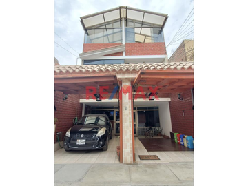 Se Vende Casa En Urb. San Diego