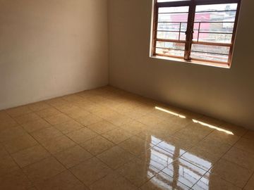 VENDE CASA, con amplios espacios, 5 recamaras, 2 baños, Santa María Tepepan, Xochimilco, CdMx.