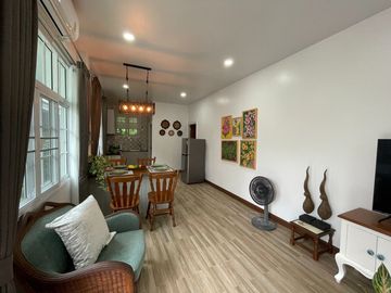 News refurbished 5 bedroom home with pool for sale