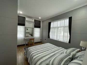 News refurbished 5 bedroom home with pool for sale