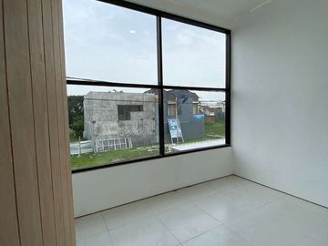Rumah Baru 2 Lantai Luas 72 di Tombro Sukarno Hatta Suhat Malang