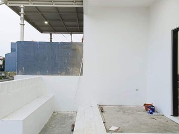 Rumah Baru 2 Lantai Luas 72 di Tombro Sukarno Hatta Suhat Malang