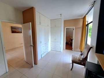 CASA AMOBLADA CON PISCINA EN VENTA SECTOR BARBASQUILLO CERCA A LA QUADRA MANTA