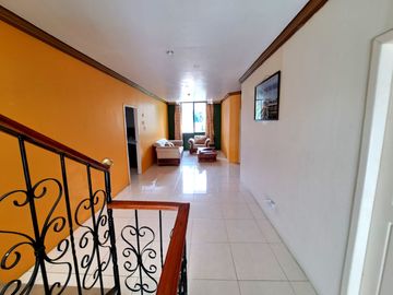 CASA AMOBLADA CON PISCINA EN VENTA SECTOR BARBASQUILLO CERCA A LA QUADRA MANTA