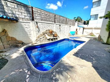 CASA AMOBLADA CON PISCINA EN VENTA SECTOR BARBASQUILLO CERCA A LA QUADRA MANTA