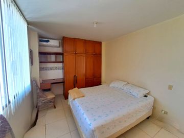CASA AMOBLADA CON PISCINA EN VENTA SECTOR BARBASQUILLO CERCA A LA QUADRA MANTA