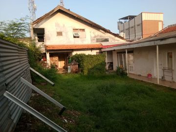 DIJUAL CEPAT RUMAH TUA HITUNG TANAH DI JL. WIJAYA KUSUMAH CILANDAK JAKARTA SELATAN