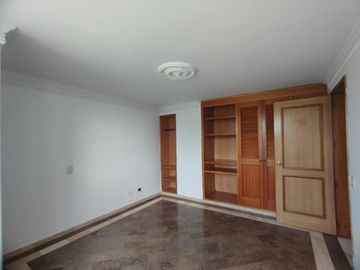 Apartamento en arriendo en Pinares