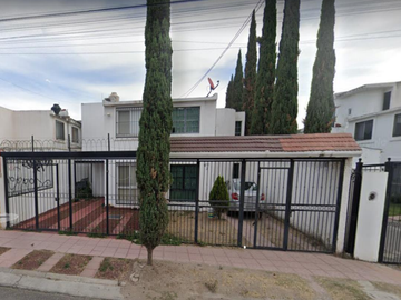 BONITA CASA EN VENTA
