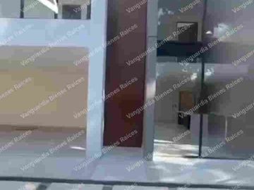 En venta casa moderna  en privada en Delicias, Cuernavaca, Morelos. Zona dorada, con vigilancia
