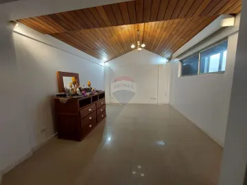 FLORIDA, CASA 410 M2, DOS DEPARTAMENTOS