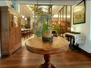 Rumah Mewah Modern di Emerald View Bintaro 12305-OM 0811111----