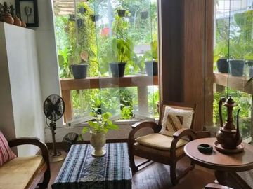 Rumah Mewah Modern di Emerald View Bintaro 12305-OM 0811111----