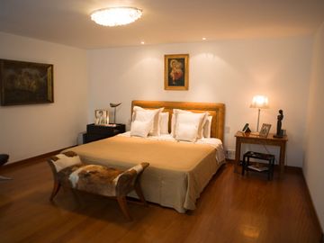 VENTA  DE DPTO EN SAN ISIDRO - PH TRIPLEX