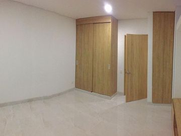 SE VENDE APARTA ESTUDIO EN BARRIO VENECIA