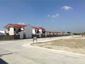 The Villa Arsenia near New Molino Boulevard, Bacoor