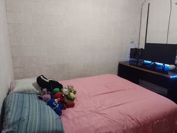 Villa Udaondo - Venta - Amplio Lote c/ 2 departamentos