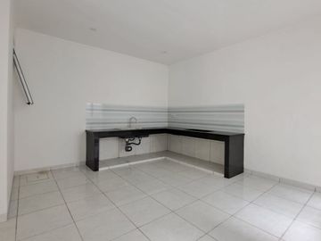 Dijual Rumah Bangunan Bsd di Foresta Cluster Fresco Aria Bagus