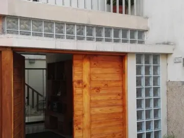 Venta de casa de 4 pisos en Magdalena