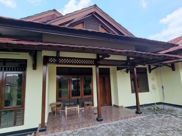 DIJUAL RUMAH ( Hook)  DI PESONA ESTATE DEPOK